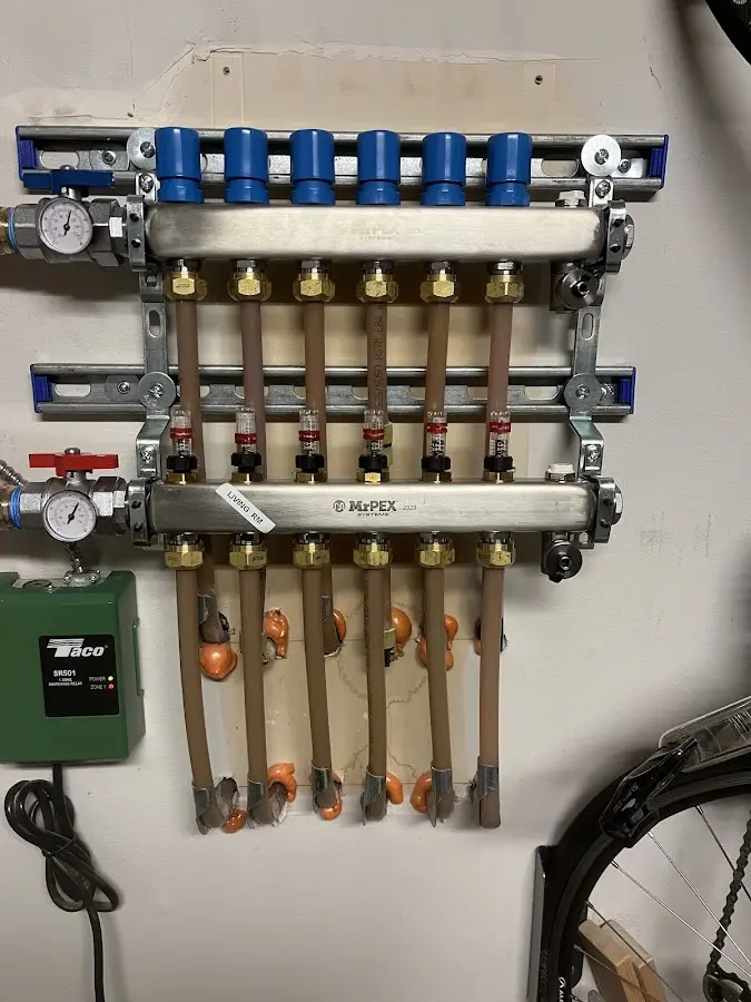 Plumber performing Gas Leak Detection at a residential property in Ponderosa Park